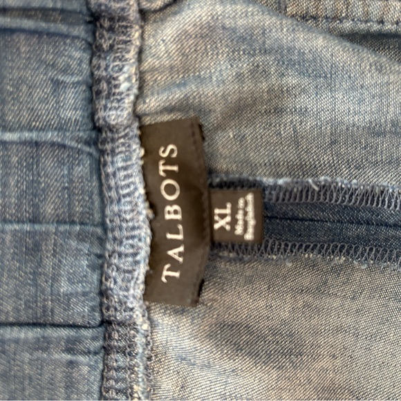 Talbots shorts-size XL! - Picture 5 of 5